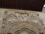 Elementos de la fachada del convento de Santa Cruz la Real